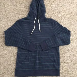 Men’s striped sweatshirt
